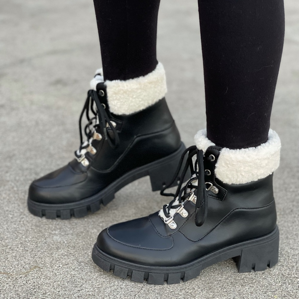 Black Lace-up Combat boot with faux fur ankle cuff - Picture 3 of 13